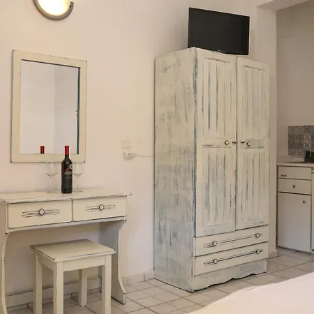 Aparthotel Amy Achladies (Skiathos)